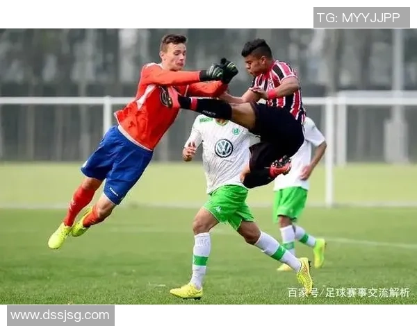 红牛布拉干蒂诺迎战巴拉纳竞技争夺巴西足球联赛重要积分